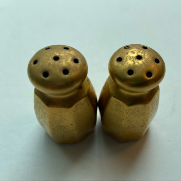 Vintage Pickard gold ceramic salt and pepper shakers. Made in Japan - Picture 4 of 5